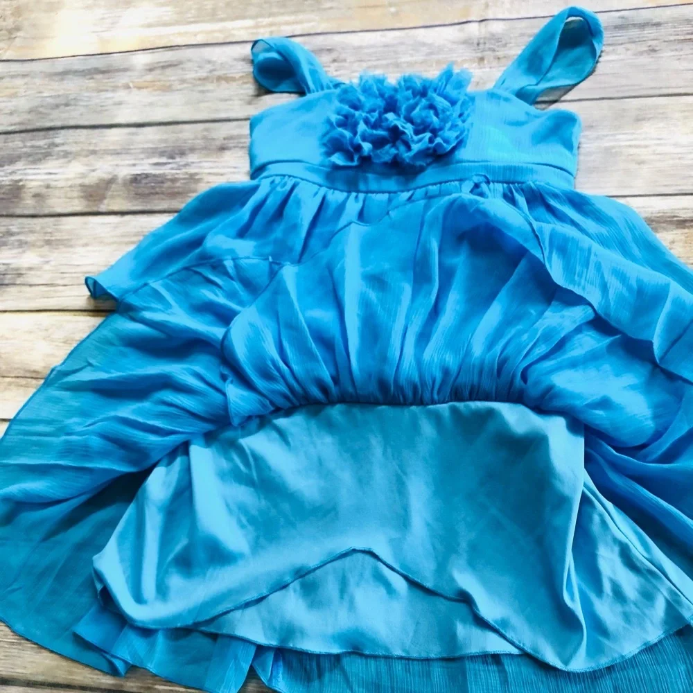 Girls gorgeous blue dress! Size 7